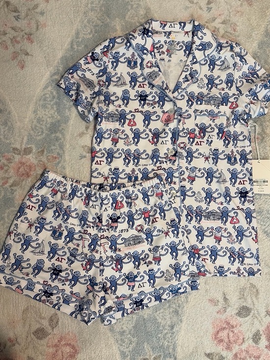 Roller Rabbit Other - NWT Delta Gamma Roller Rabbit Polo Pajamas